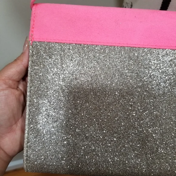 H&M Crossbody Clutch Purse Color Pink And Silver Glitters...!! - Picture 6 of 13
